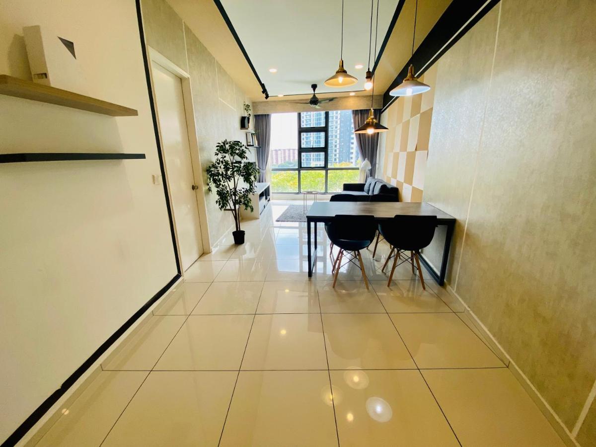 The Robertson By Tenang Homes Kuala Lumpur Exterior photo